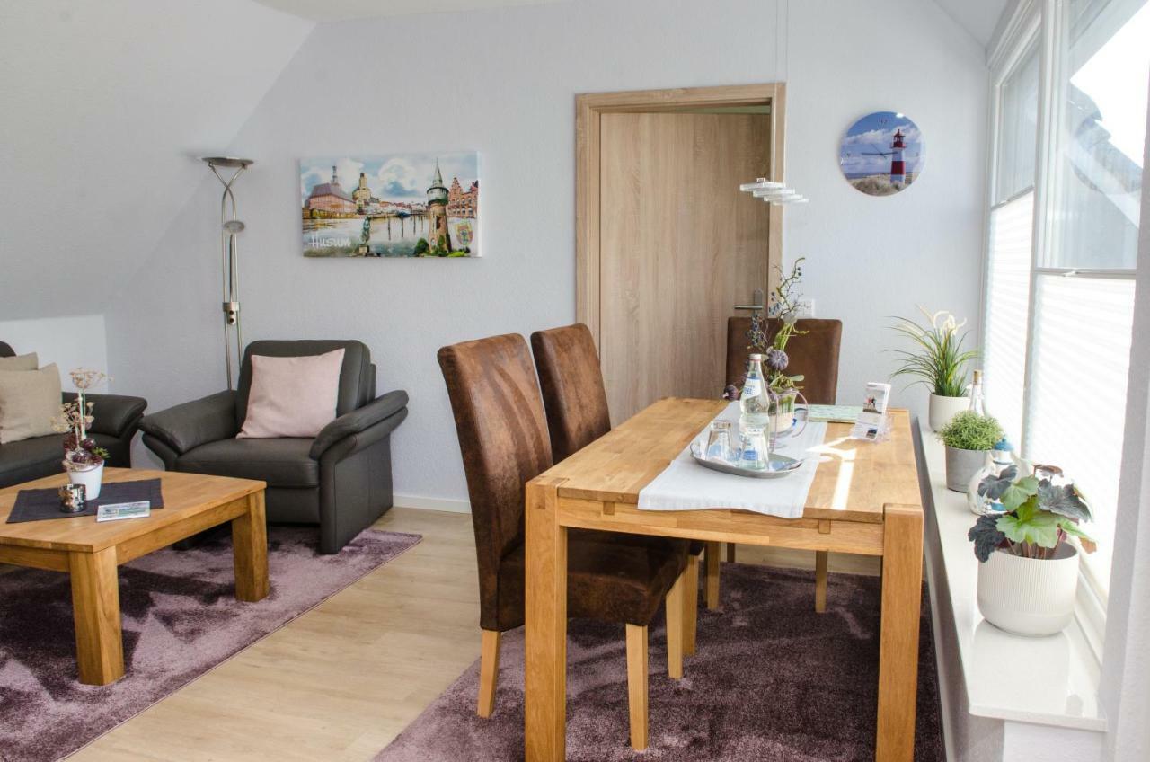 Ferienwohnungen Familie Jensen Husum  Esterno foto